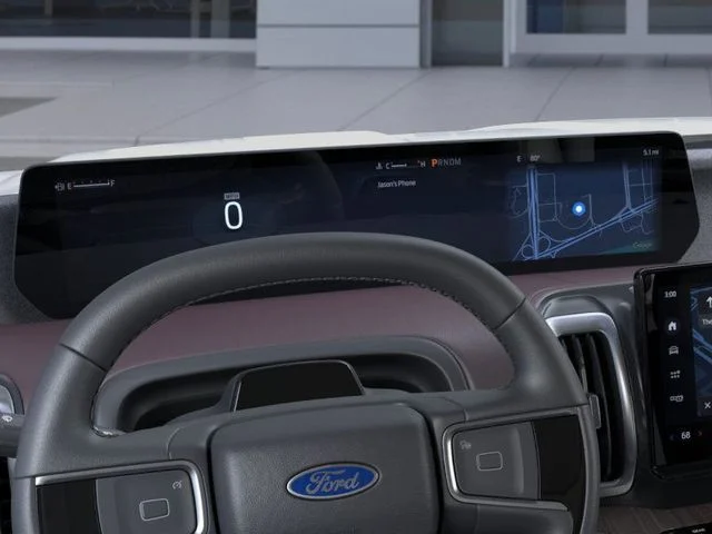 New 2025 Star White Metallic Tri-Coat Ford Platinum® image 13