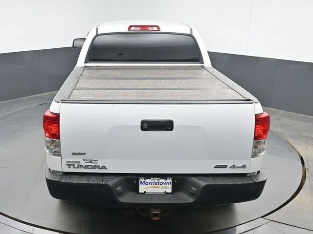 Used 2011 White Toyota Grade image 35