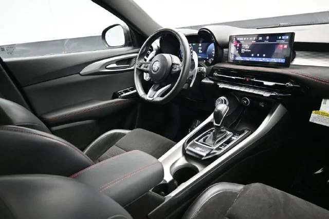 Used 2024 Black Alfa Romeo Veloce image 17