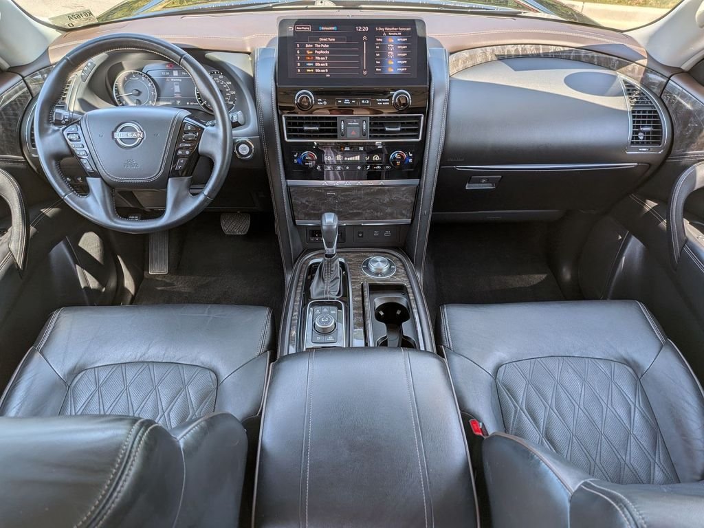 Used 2022 Black Nissan Platinum image 28