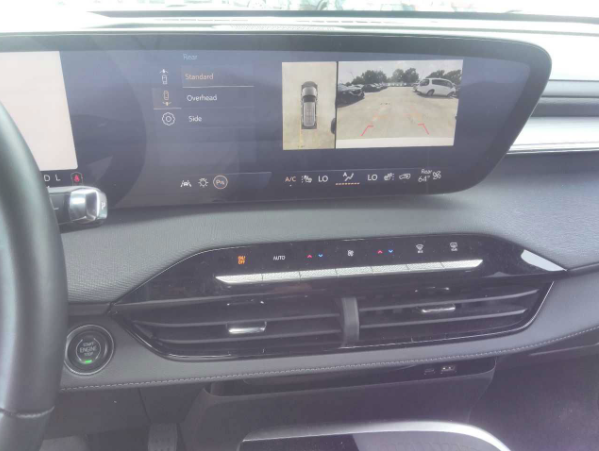 Used 2025 White Buick Preferred image 7