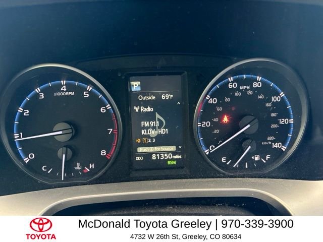 Used 2018 White Toyota XLE image 12