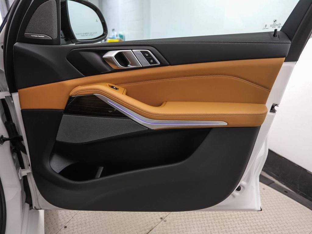 Certified Used 2024 Alpine White BMW xDrive50e image 29
