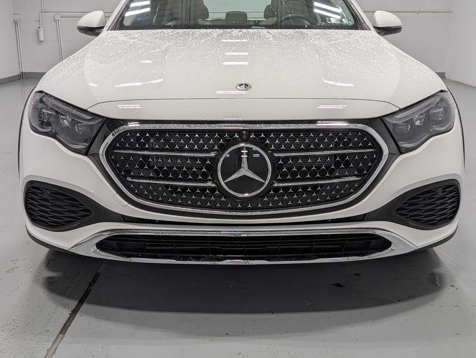 Certified Used 2026 Polar White Mercedes-Benz E 450 image 2