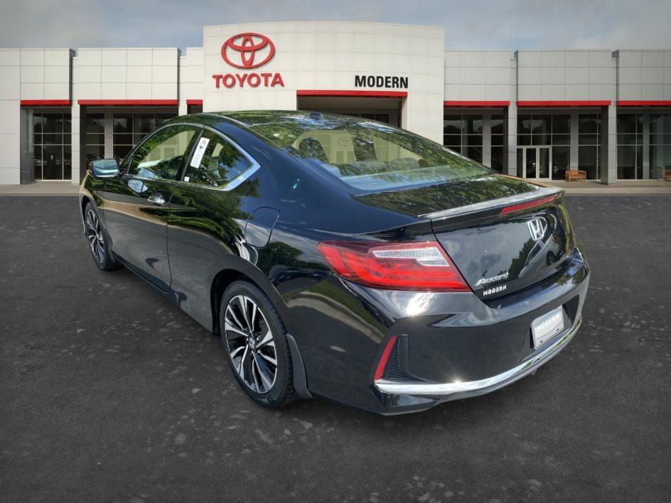 Used 2017 Crystal Black Pearl Honda EX image 6
