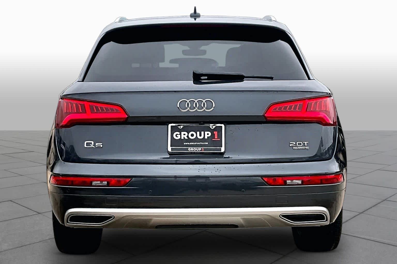Used 2018 Manhattan Gray Metallic Audi Tech Premium Plus image 5