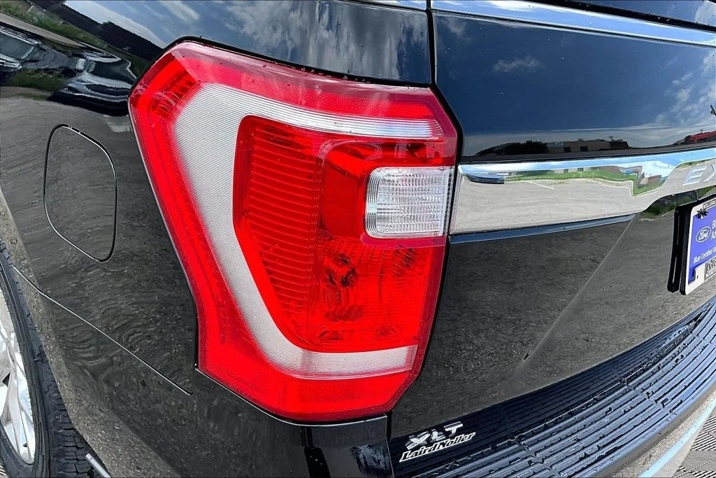 Certified Used 2020 Agate Black Metallic Ford XLT image 31