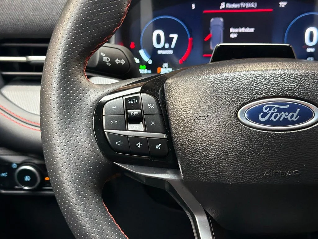Used 2025 Carbonized Gray Metallic Ford ST-Line image 19