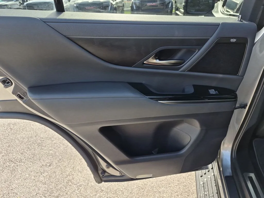 Used 2022 Silver Lexus 600 Premium image 35