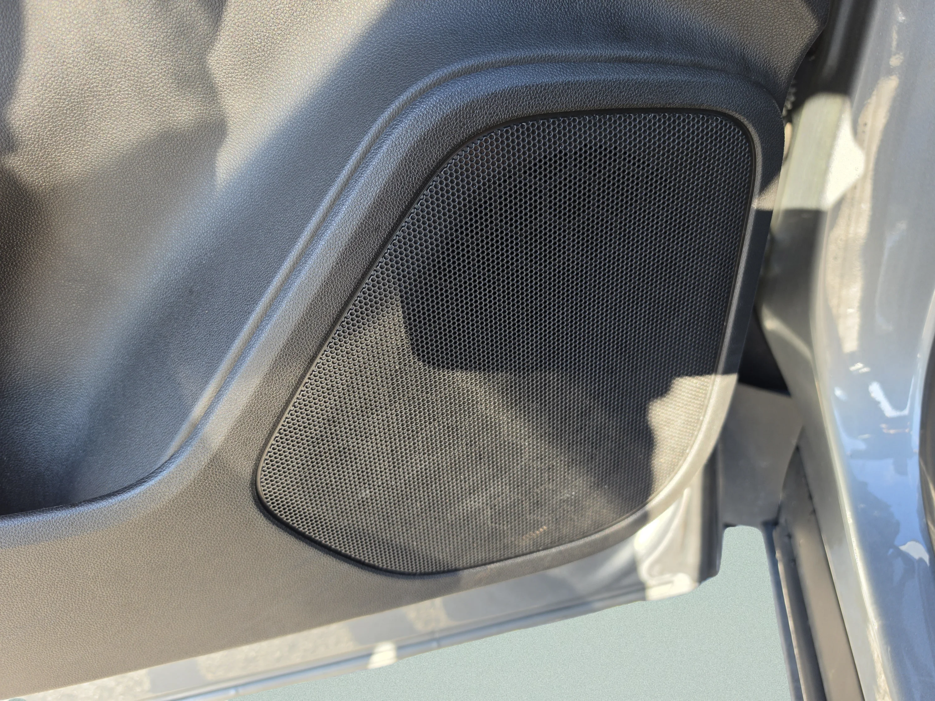 Used 2025 Sterling Gray Metallic Chevrolet LT image 23