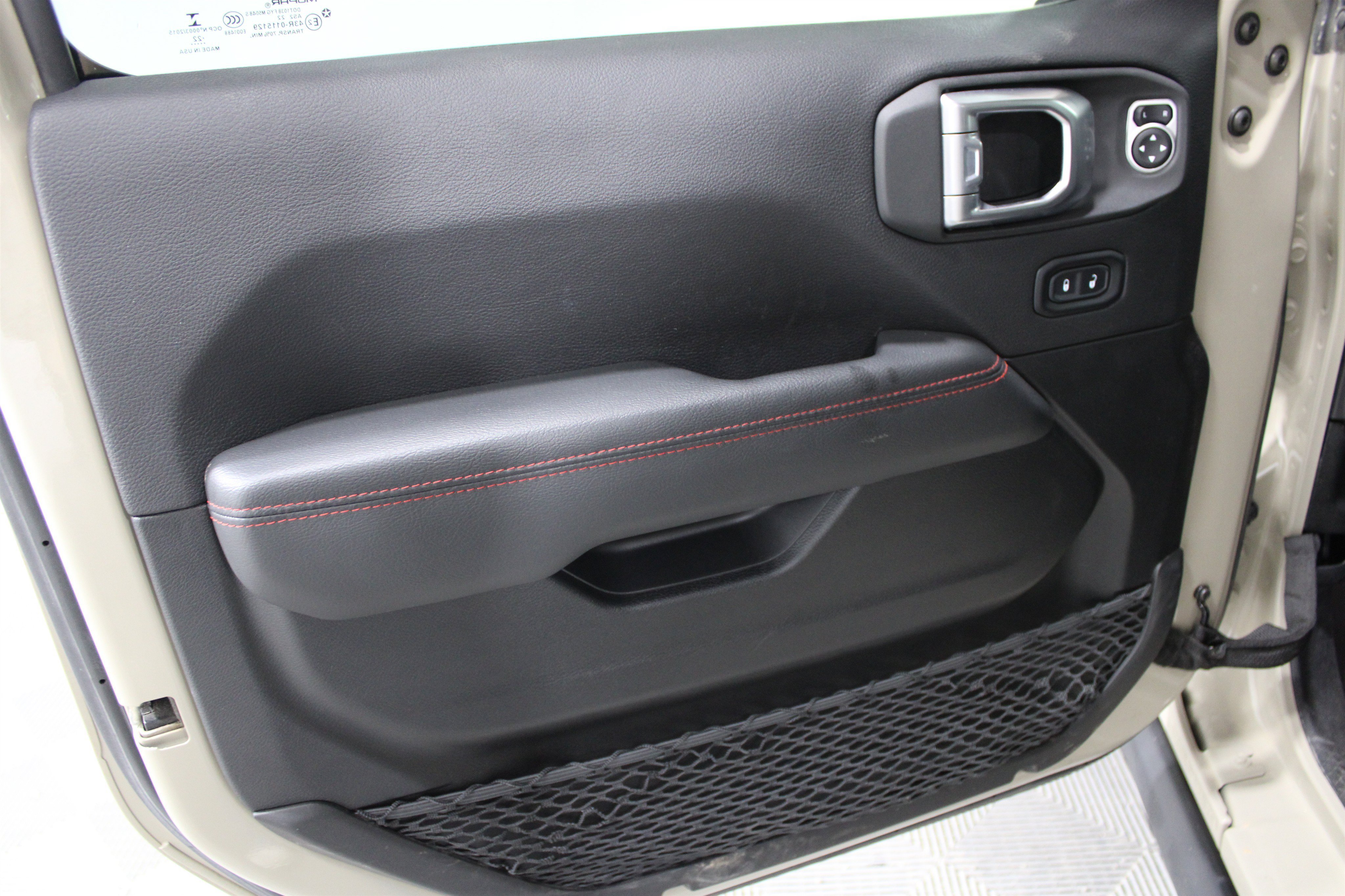 Used 2022 Limited Edition Gobi Clearcoat Jeep Rubicon image 6