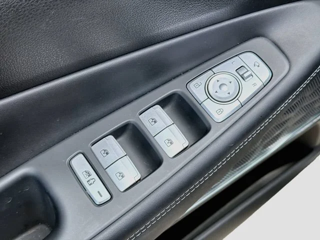 Used 2023 Hampton Gray Hyundai Calligraphy image 23