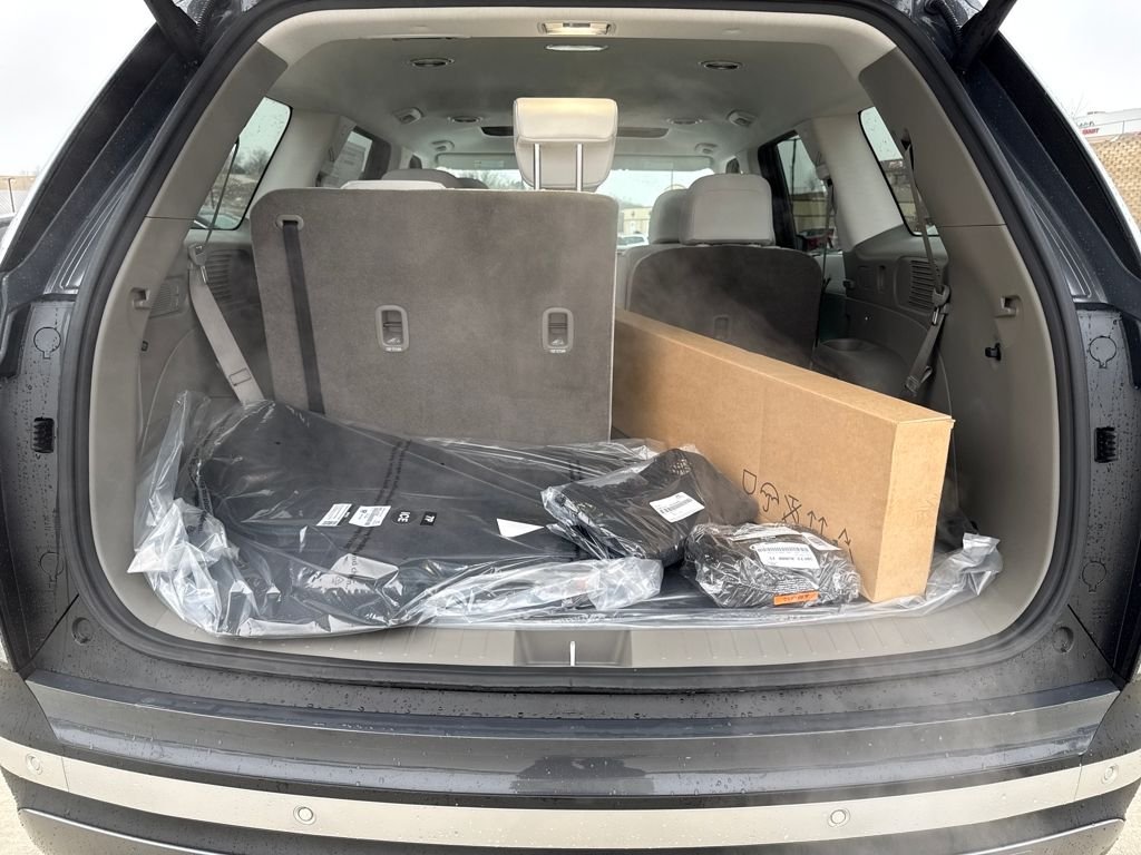 New 2026 Gray Hyundai SEL Premium AWD image 23