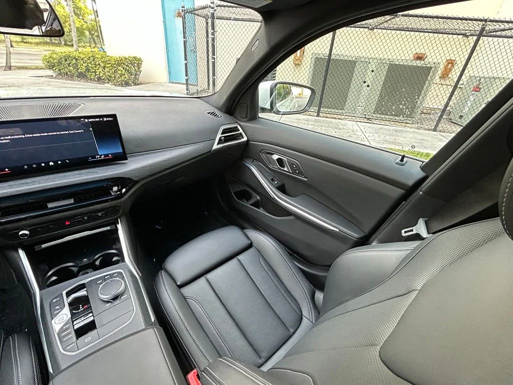 Used 2025 White BMW 330i image 11