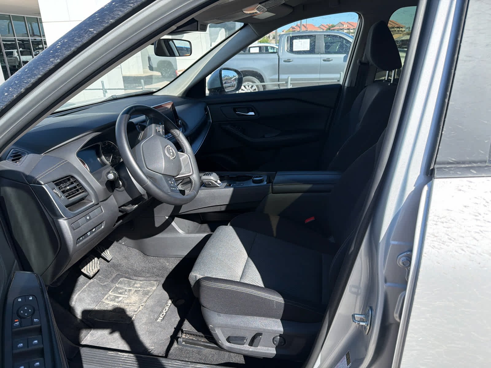 Used 2025 Brilliant Silver Metallic Nissan SV image 13