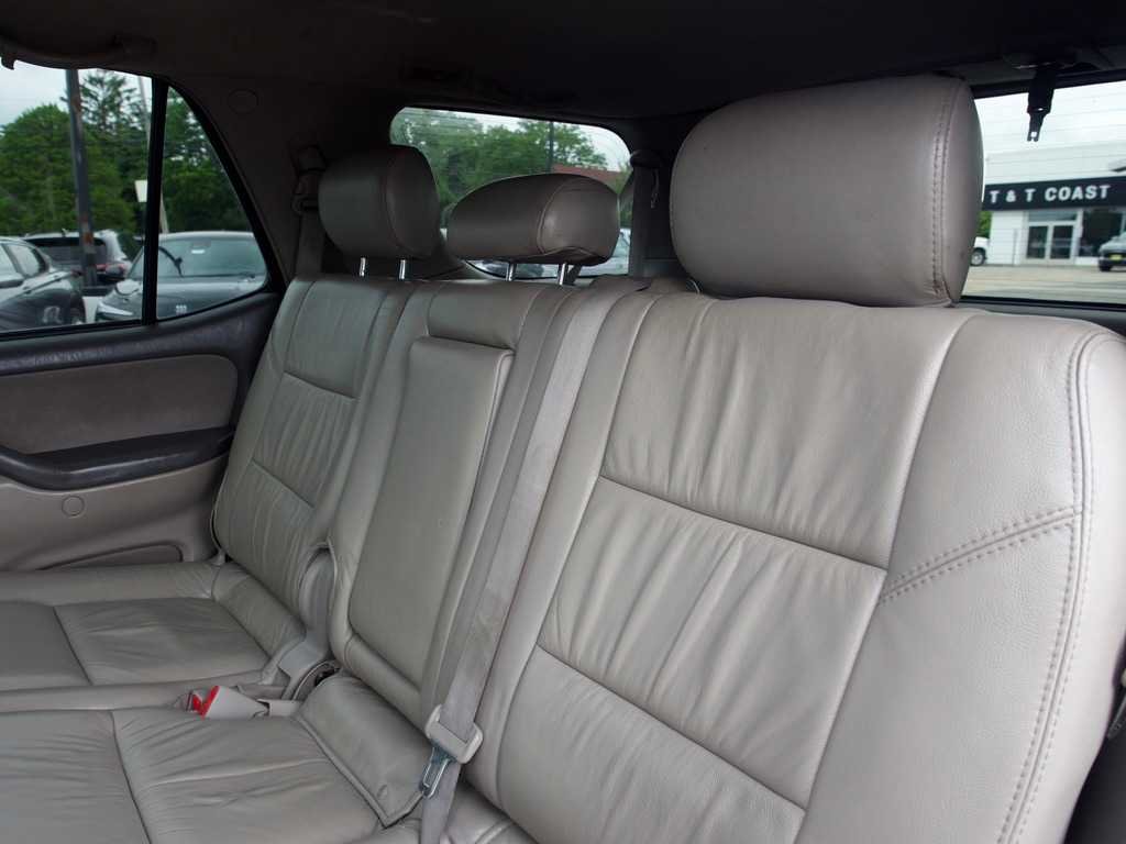 Used 2007  Toyota SR5 image 19