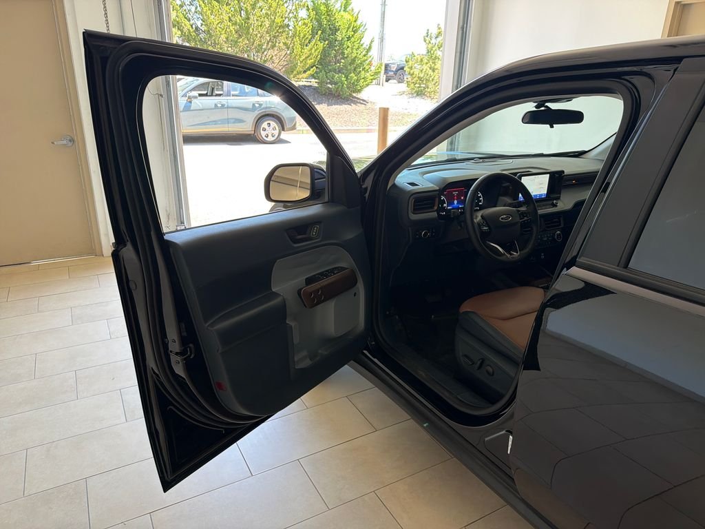 Used 2024 Shadow Black Ford Lariat image 9