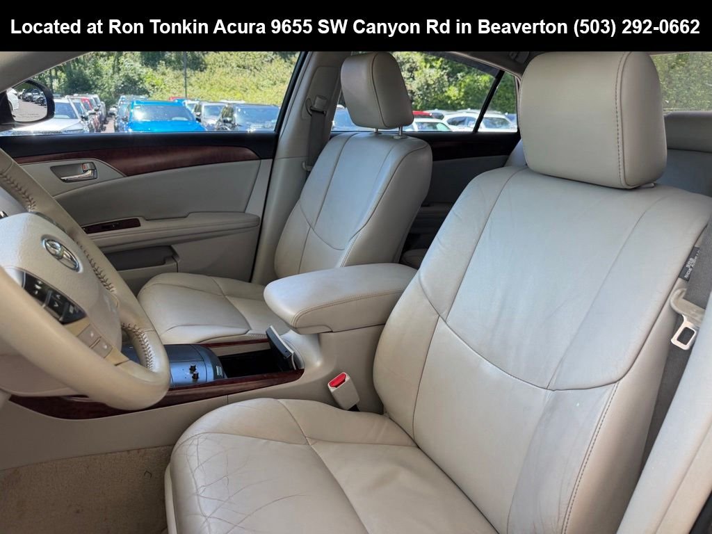 Used 2011 Classic Silver Metallic Toyota Base image 14
