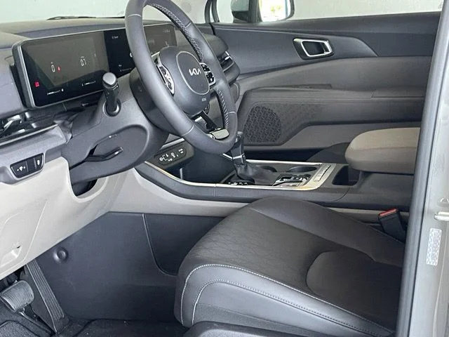 Used 2026 Ceramic Silver Kia EX image 15