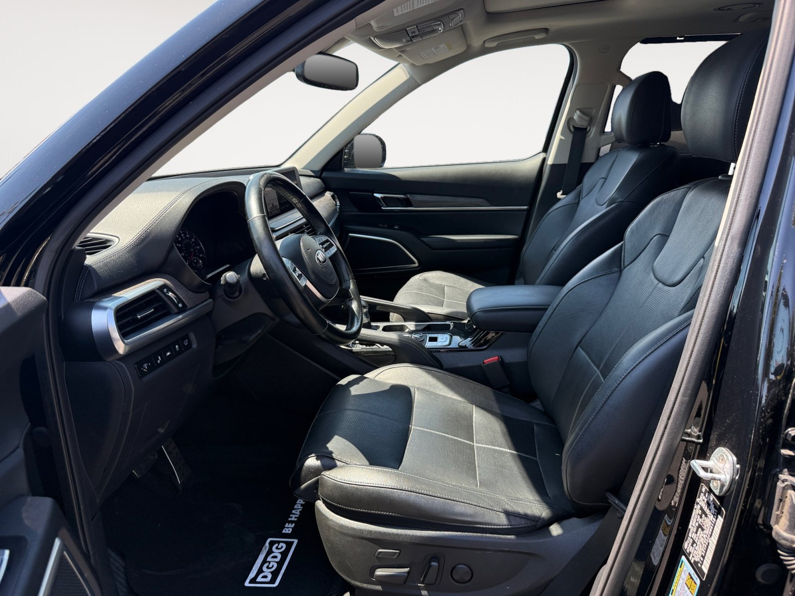 Used 2021 Ebony Black Kia SX image 10