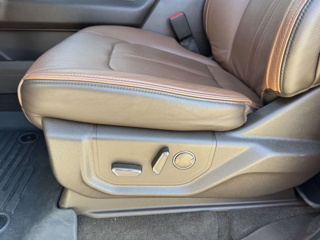 Used 2024 White Ford King Ranch image 20