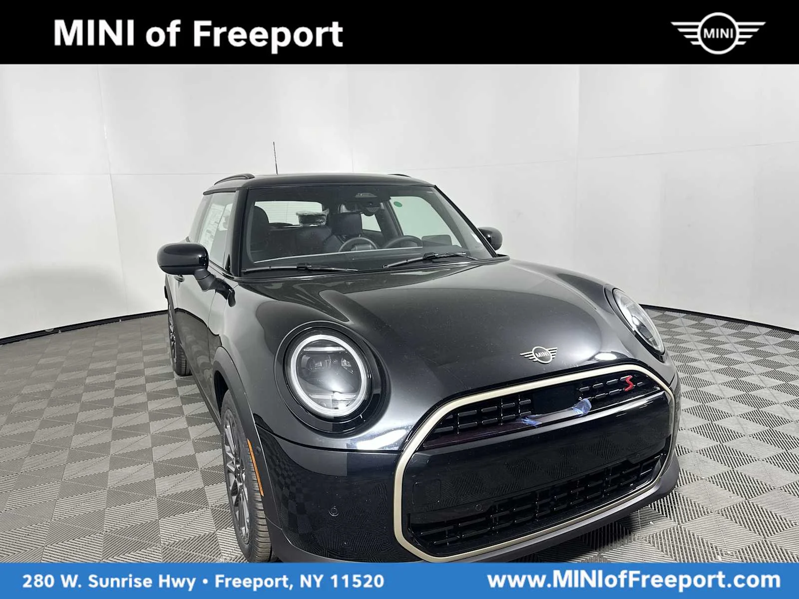 2026 MINI Hardtop Cooper S Signature's photo