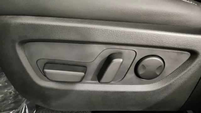 New 2026 Jet Black Mica Mazda 2.5 S Preferred AWD image 13