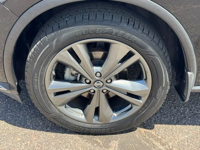 Used 2019 Black Nissan Platinum image 65
