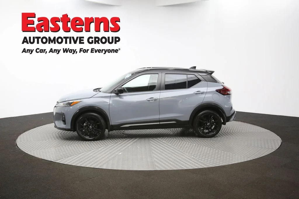 Used 2023 Gray Nissan SR image 58