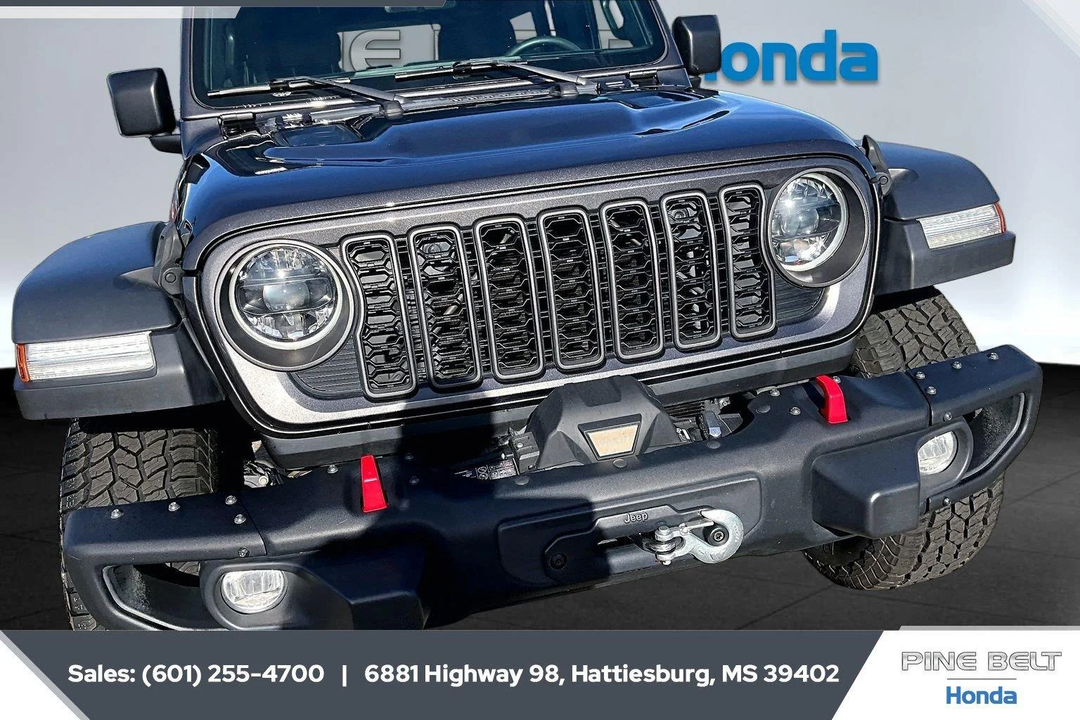 Used 2024 Granite Crystal Metallic Clearcoat Jeep Rubicon image 22