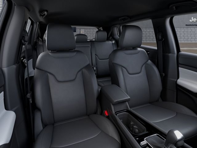 New 2026 Red Hot Pearl-Coat Exterior Paint Jeep Limited image 17