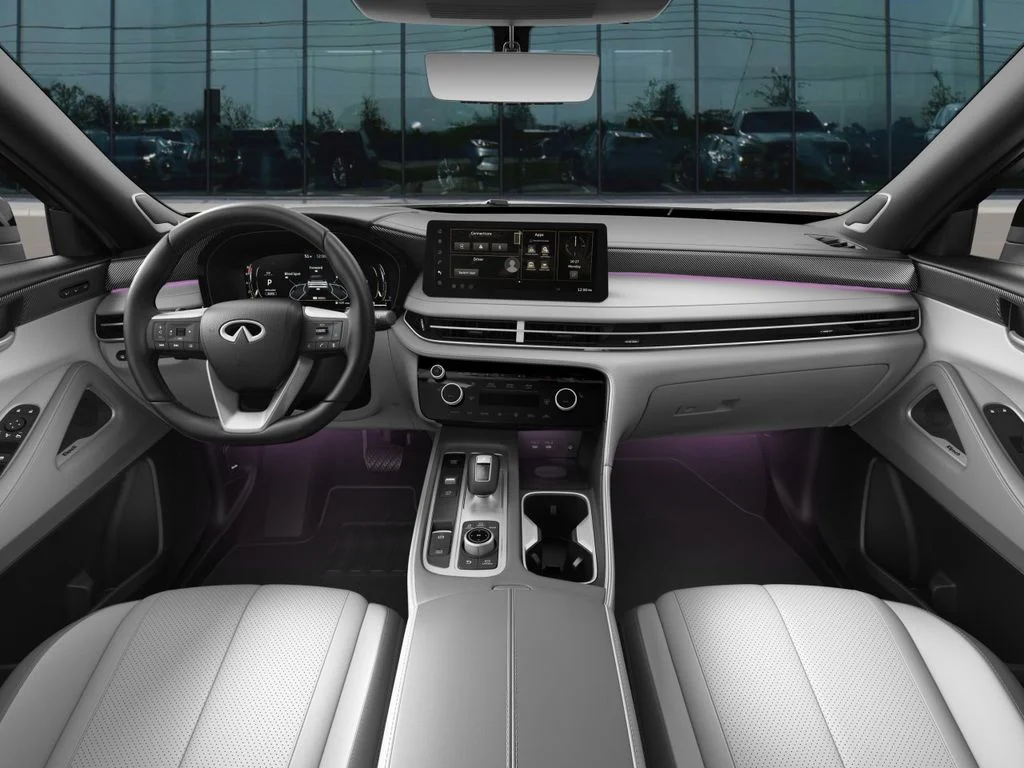 New 2027 2T RAD WHT INFINITI SPORT image 7
