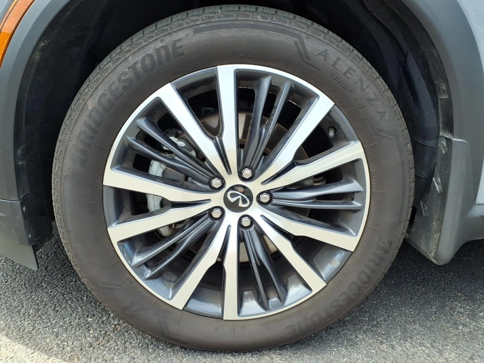 Certified Used 2025 Gray INFINITI Autograph image 10