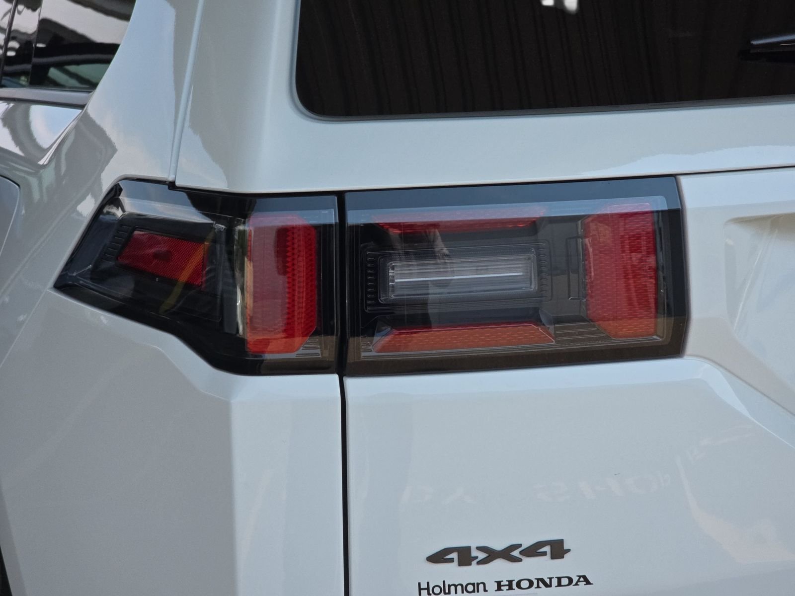 Used 2026 White Jeep Laredo image 35