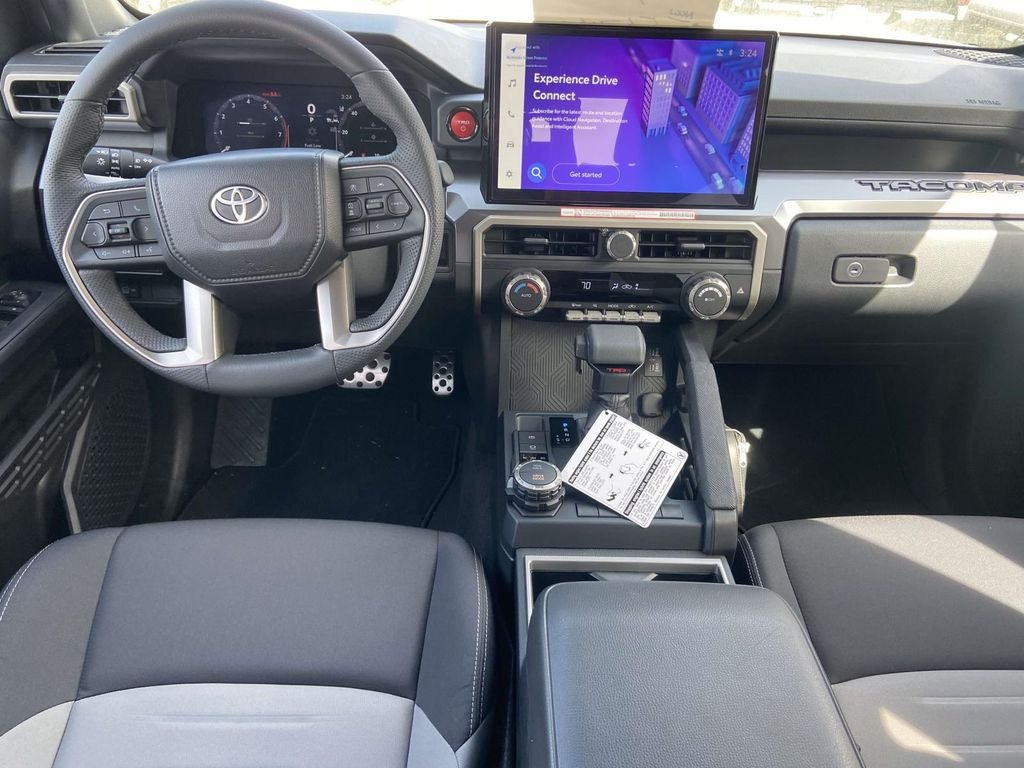 2025 Toyota Tacoma TRD Sport - Photo 9