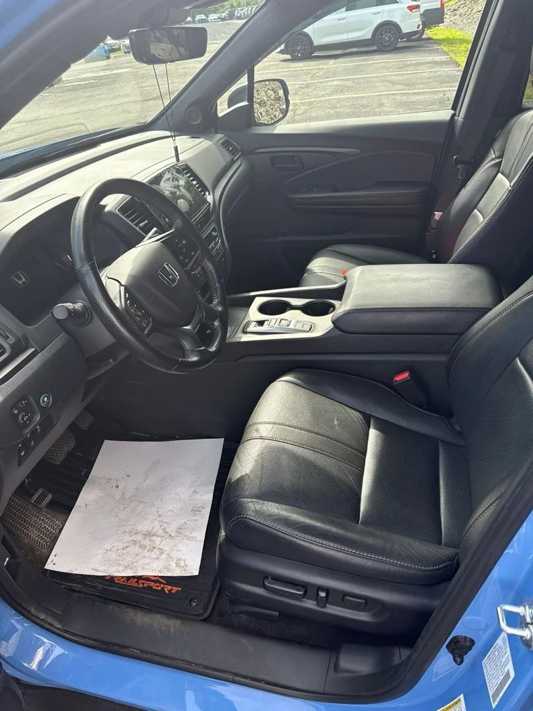 Used 2024 Blue Honda TrailSport image 3