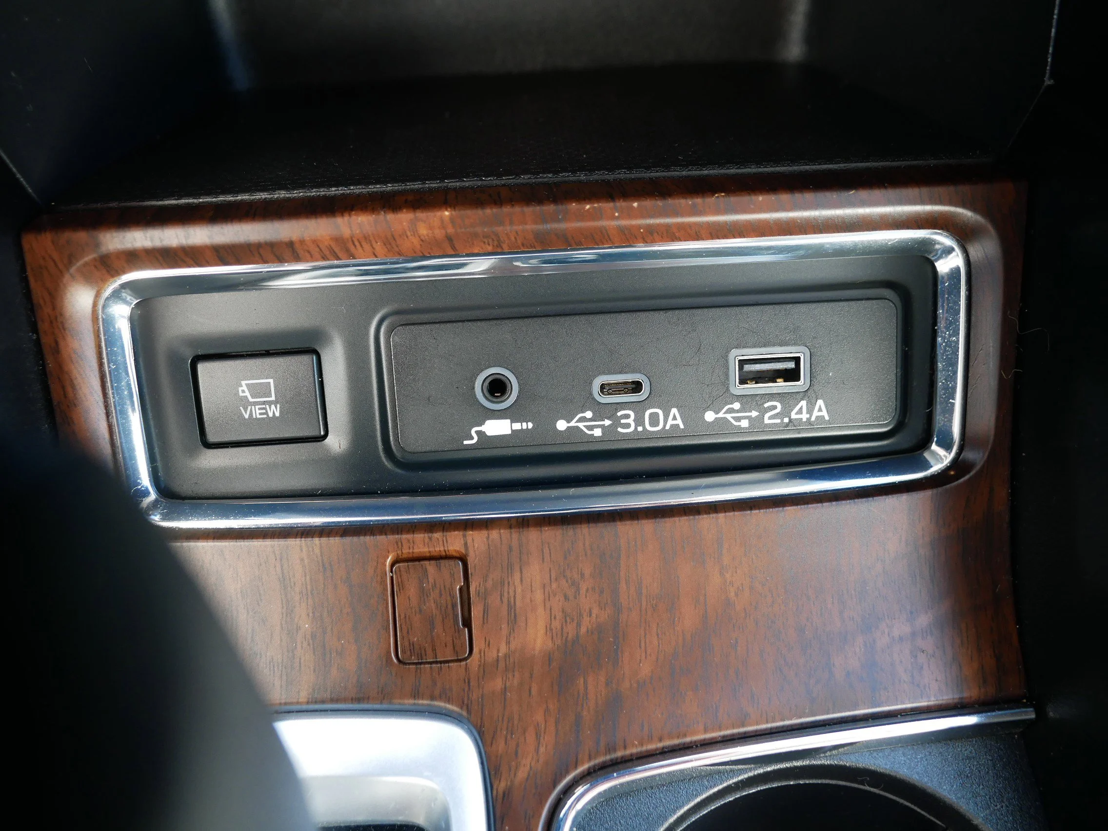 Used 2023 Crystal Black Silica Subaru Touring image 32