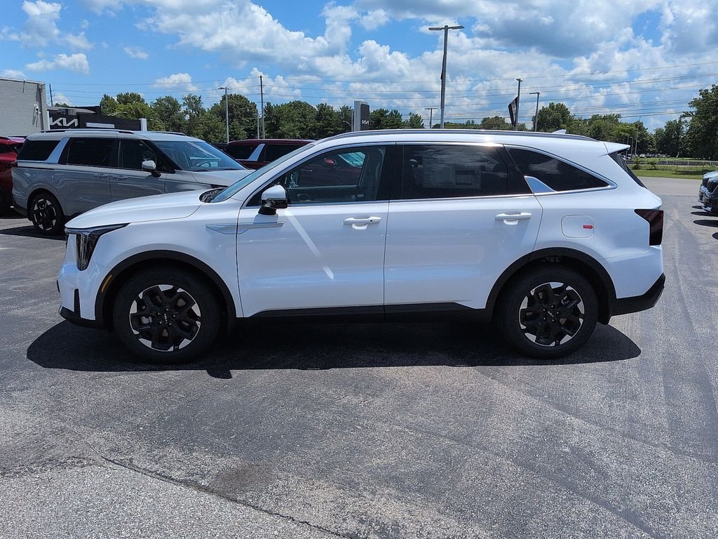 New 2026 Glacial White Pearl Kia S image 4