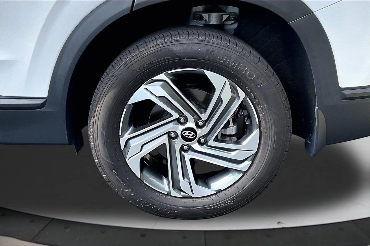 Certified Used 2023 White Hyundai SEL image 34