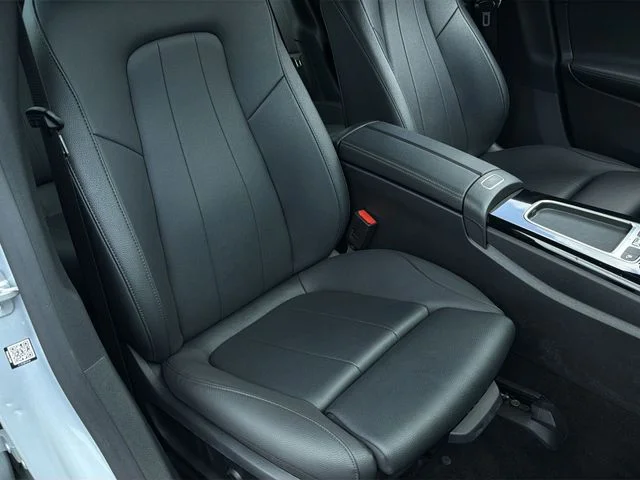 Used 2025 Silver Mercedes-Benz CLA 250 image 33