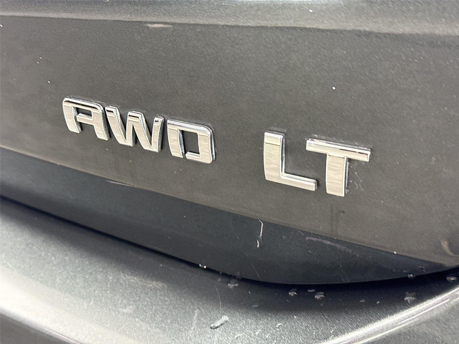 Used 2020 Nightfall Gray Metallic Chevrolet LT image 13