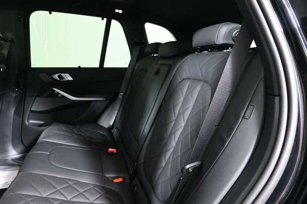 New 2026 Black Sapphire Metallic BMW xDrive40i image 4