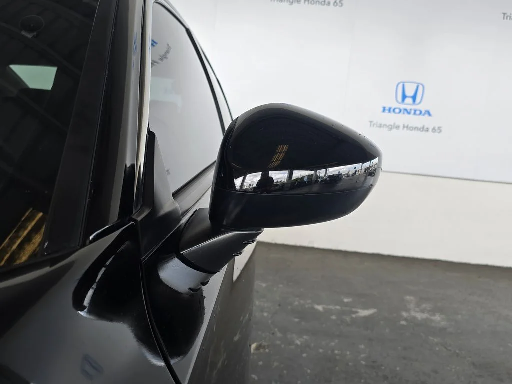 Used 2024  Honda LX image 26