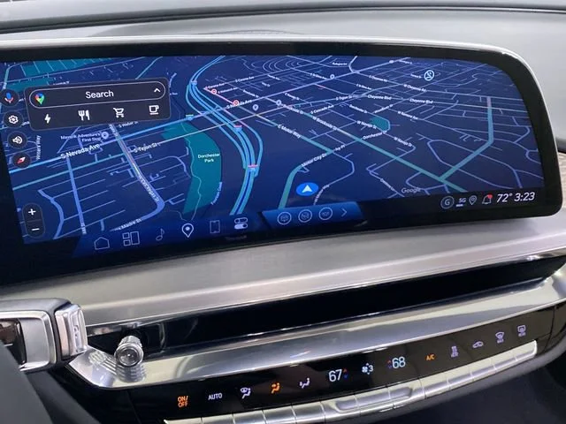 2025 Cadillac LYRIQ Luxury 3 - Photo 22