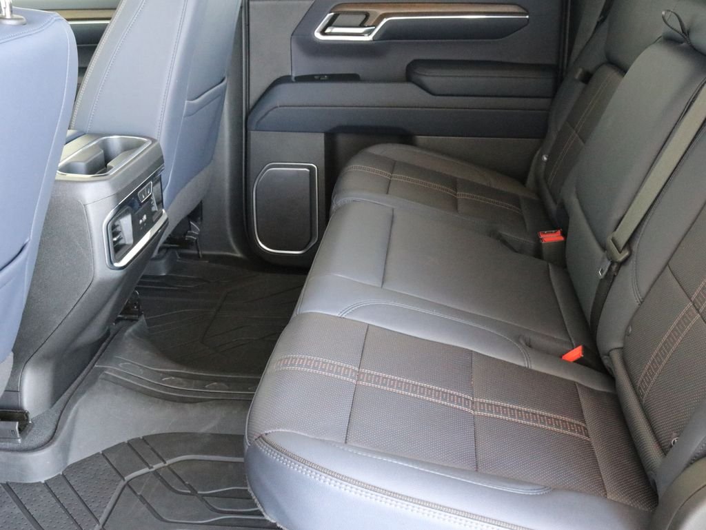 Used 2023 Blue Chevrolet High Country image 32