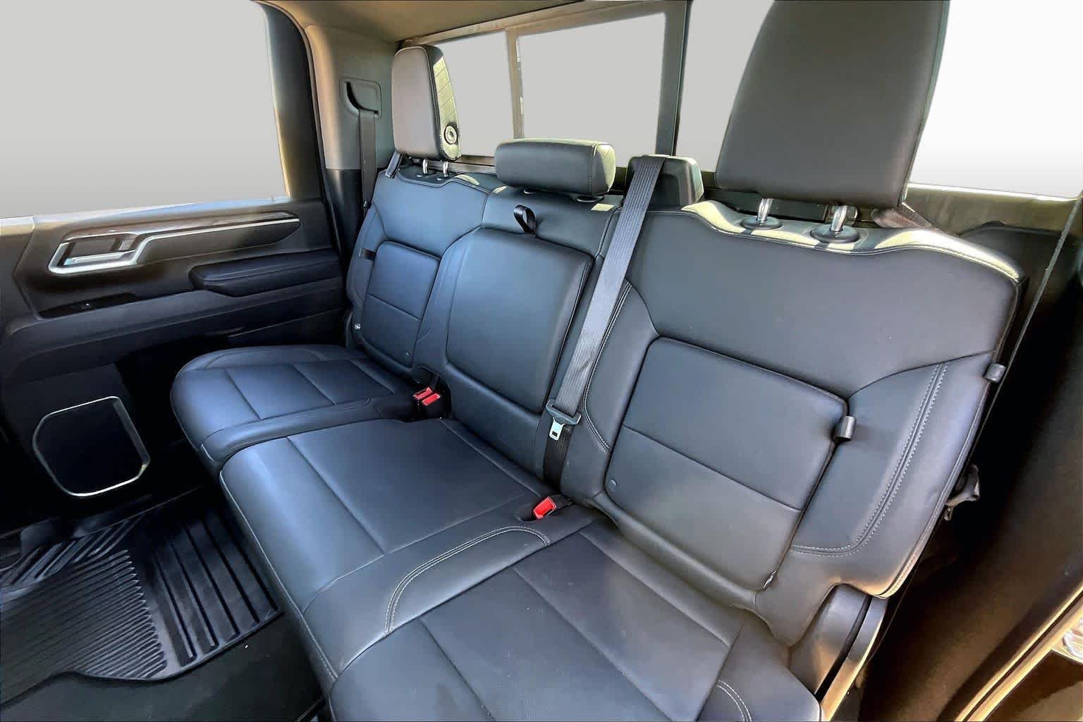 Used 2025 Black Chevrolet LTZ image 21