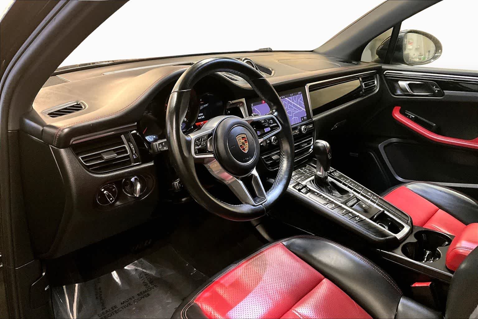 Used 2021 Volcano Grey Metallic Porsche  image 18