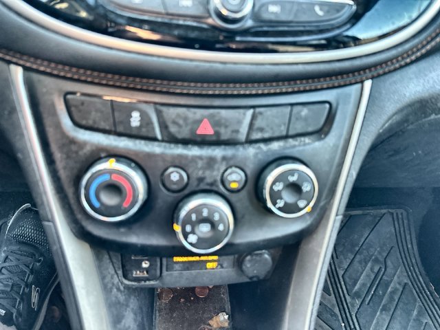Used 2020 Red Chevrolet LT image 27