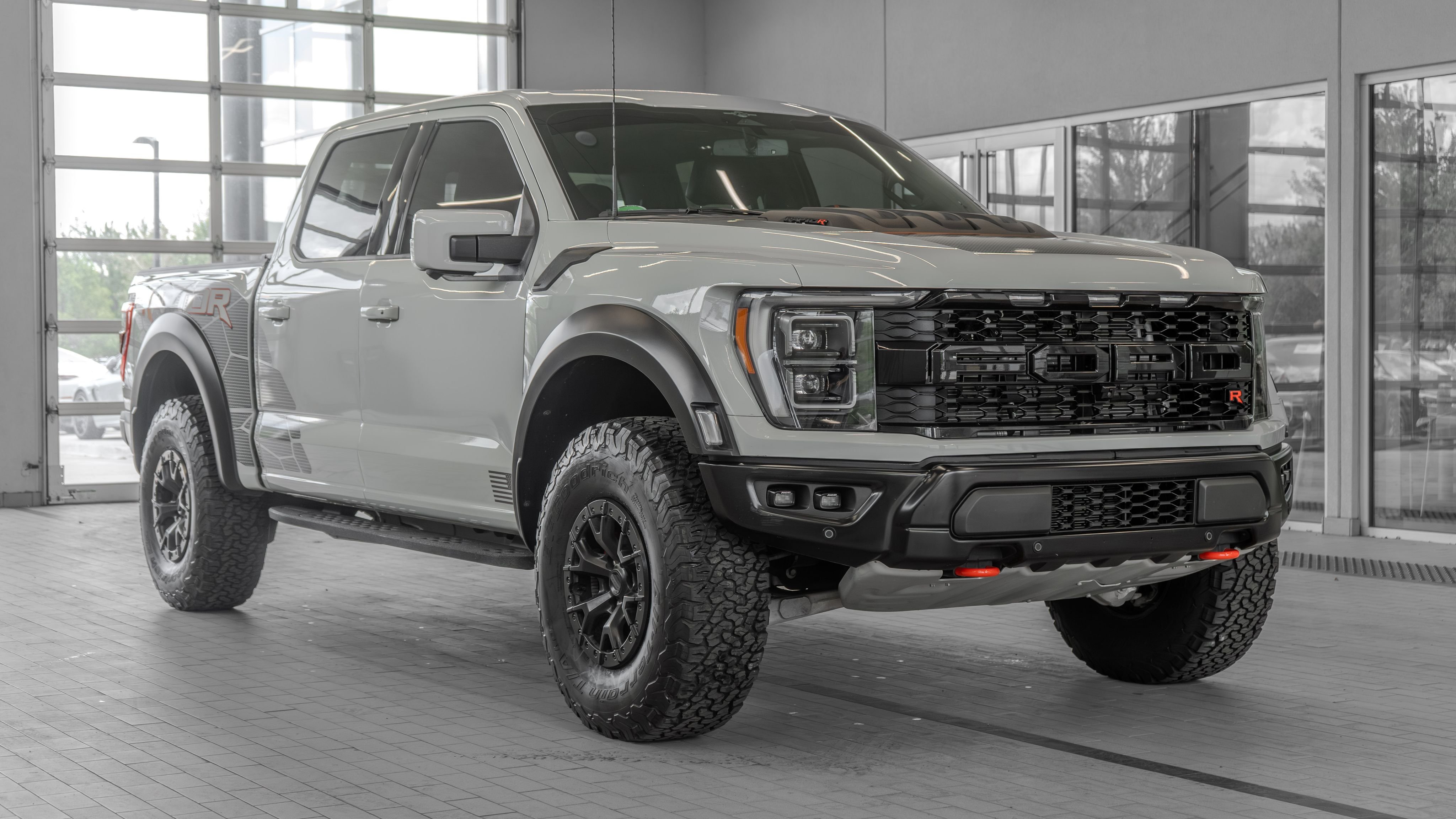 Used 2023 Avalanche Ford Raptor image 21