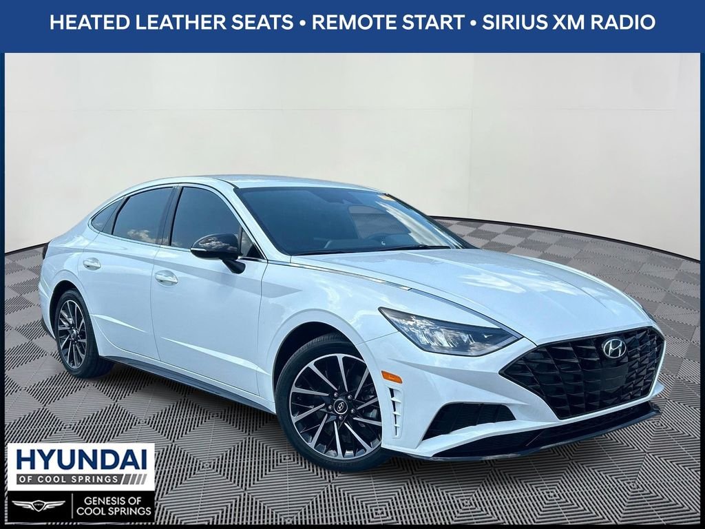 Used 2020 Gray Hyundai SEL Plus image 1